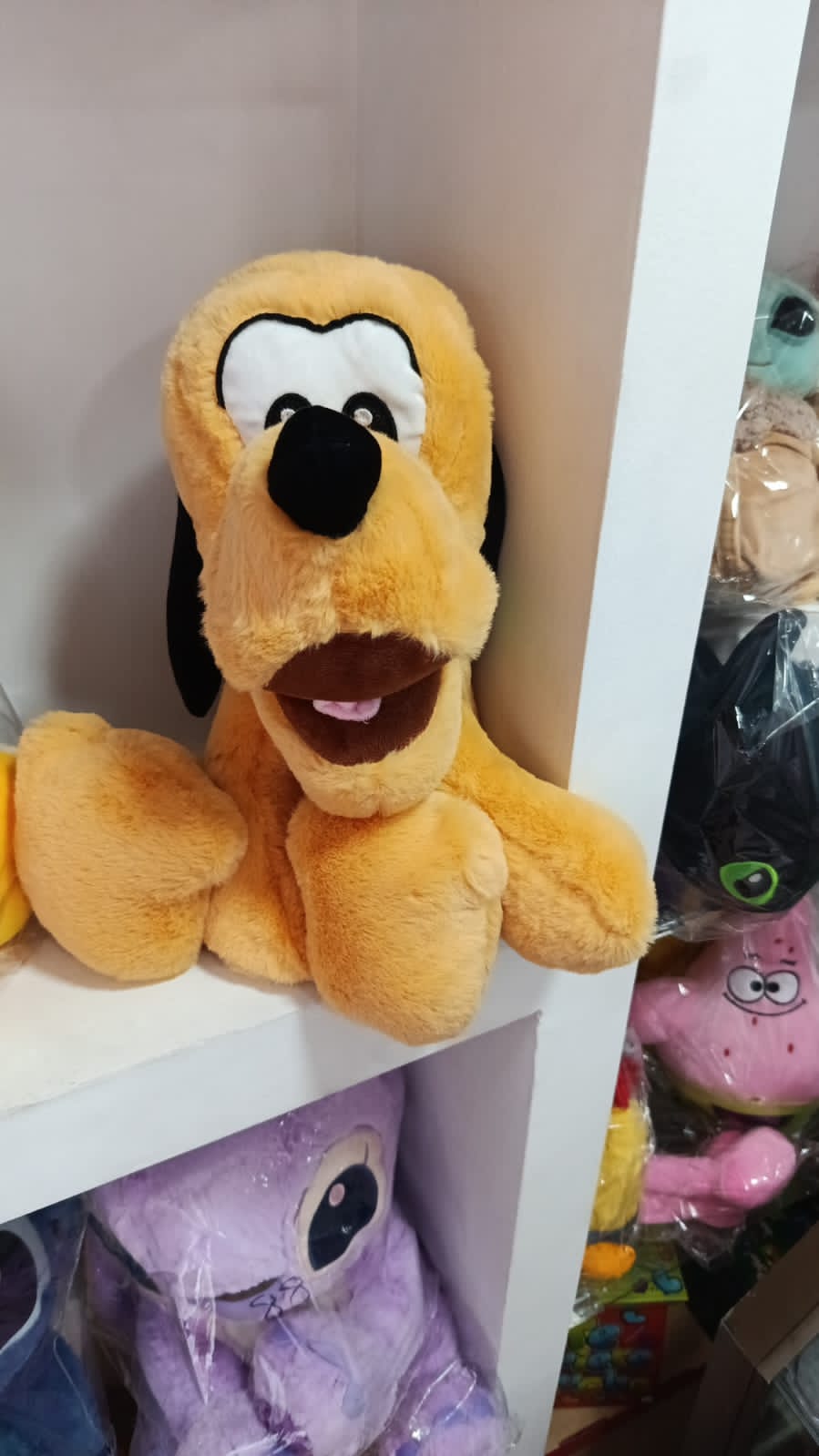 Pluto Peluchoso
