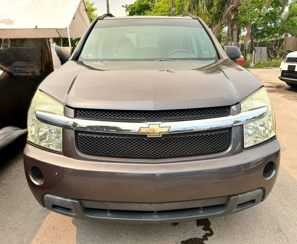 77.) 2008. CHEVY EQUINOX // 177K MILES