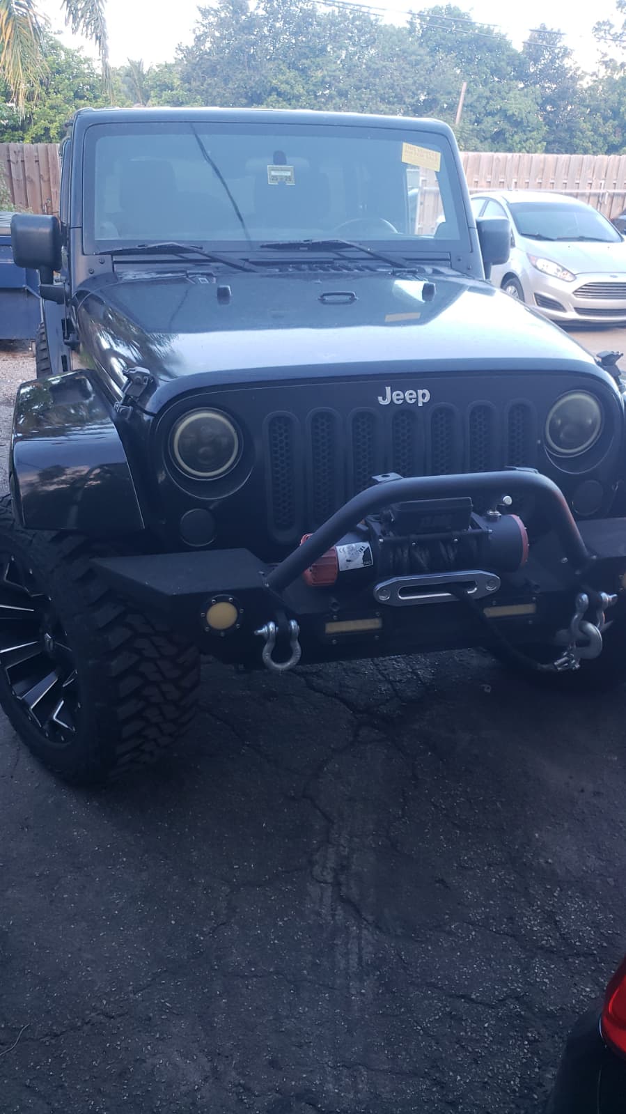 8.) 2011 JEEP Wrangler Unlimited Trail Rated. VIN: Pending